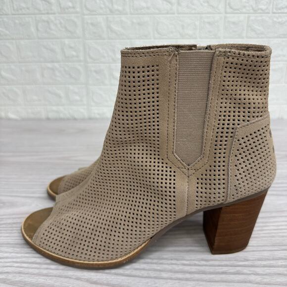 Toms Majorca Booties WMNS 9.5 Tan Diamond Perforated Suede Peep Toe Block Heels - Picture 4 of 9